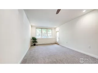 Photo #5: 1017207 Listing