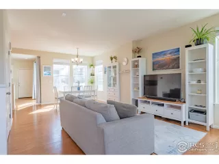 Photo #2: 1017353 Listing