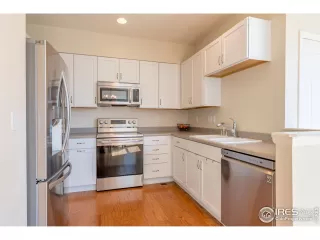 Photo #4: 1017353 Listing