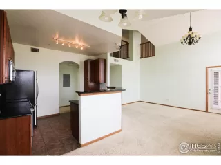 Photo #6: 1017354 Listing