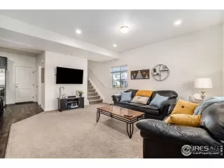 Photo #2: 1017423 Listing