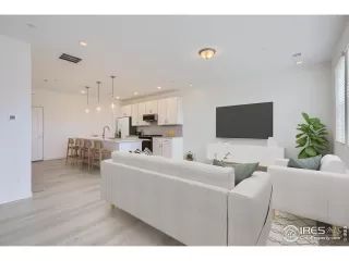 Photo #2: 1017424 Listing 