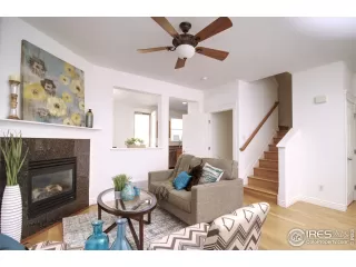 Photo #3: 1017426 Listing