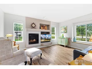 Photo #5: 1017449 Listing