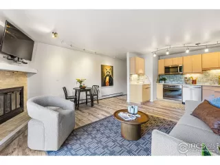 Photo #2: 1017472 Listing