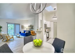 Photo #3: 1017496 Listing 