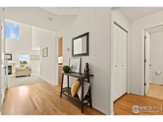 Photo #2: 1017635 Listing