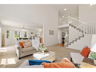 Photo #5: 1017635 Listing