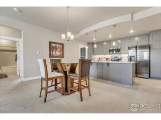 Photo #4: 1017663 Listing