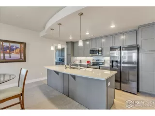 Photo #5: 1017663 Listing