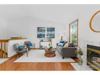 Photo #4: 1017865 Listing