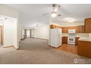 Photo #6: 1017882 Listing