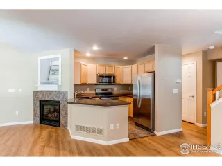 Photo #6: 1017939 Listing