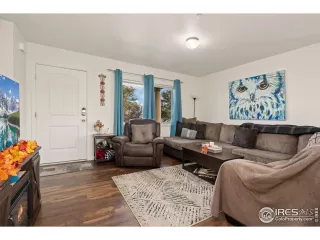 Photo #4: 1018004 Listing