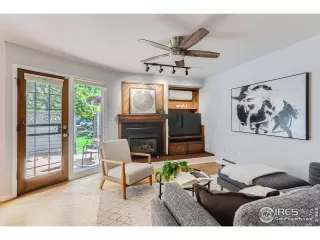 Photo #3: 1018027 Listing 