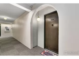 Photo #3: 1018063 Listing