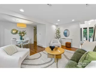 Photo #3: 1018111 Listing 
