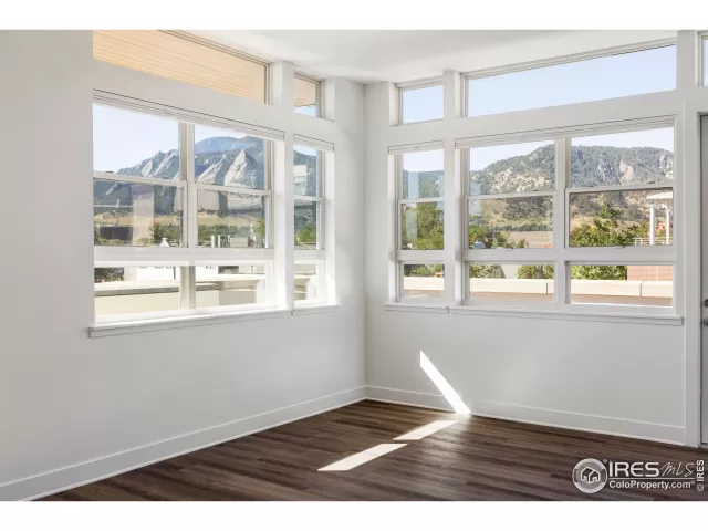 MLS: 1018137 Condo For Sale