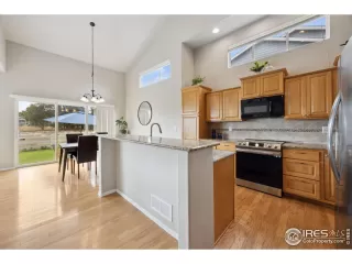 Photo #2: 1018153 Listing