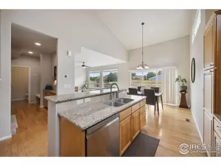 Photo #3: 1018153 Listing