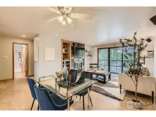 Photo #2: 1018173 Listing