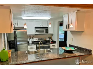 Photo #4: 1018173 Listing