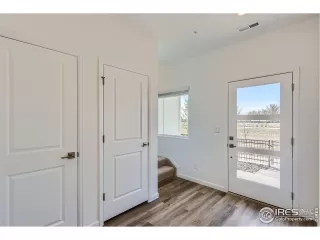 Photo #5: 1018211 Listing