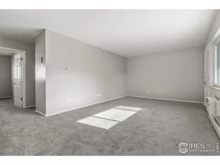 Photo #3: 1018364 Listing