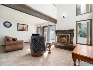 Photo #3: 1018398 Listing 