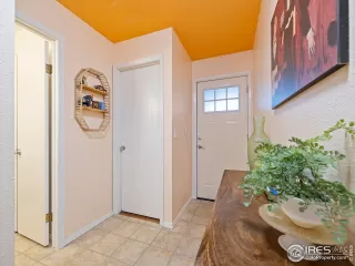 Photo #2: 1018408 Listing