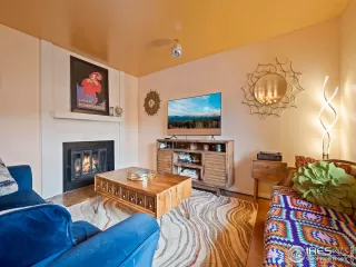 Photo #3: 1018408 Listing