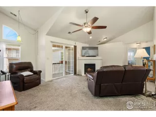 Photo #3: 1018409 Listing