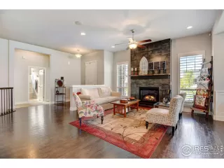 Photo #3: 1018465 Listing