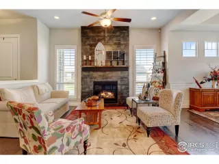 Photo #4: 1018465 Listing