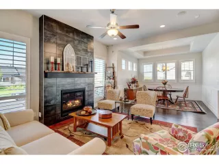 Photo #5: 1018465 Listing