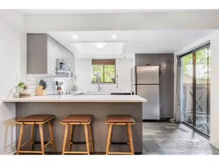 Photo #3: 1018571 Listing 