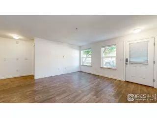 Photo #2: 1018652 Listing