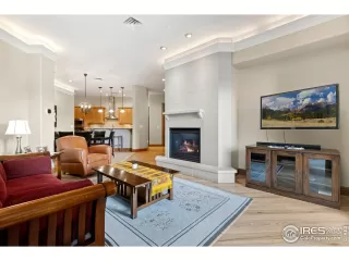 Photo #5: 1018710 Listing