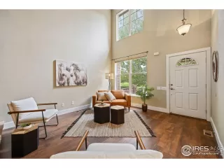 Photo #6: 1018890 Listing