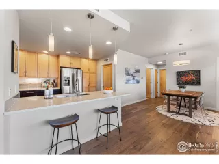 Photo #3: 1018905 Listing