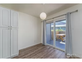 Photo #5: 1018949 Listing