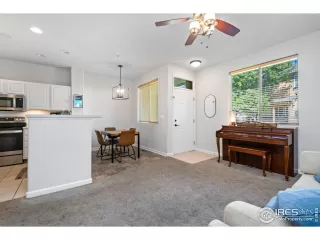 Photo #2: 1018965 Listing