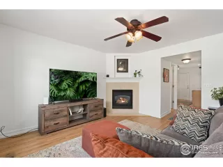 Photo #6: 1018995 Listing