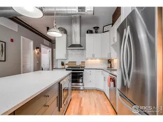 Photo #3: 1019092 Listing