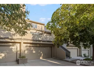 Photo #2: 1019111 Listing