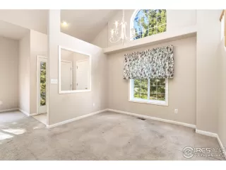 Photo #5: 1019169 Listing 