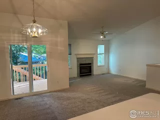 Photo #2: 1019422 Listing