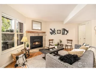 Photo #3: 1019495 Listing