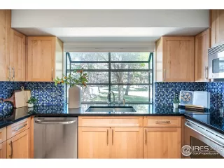 Photo #4: 1019528 Listing 