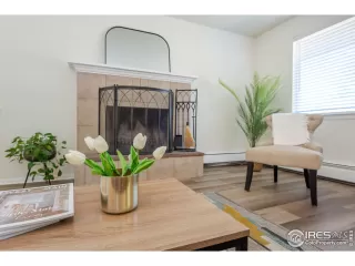 Photo #5: 1019542 Listing